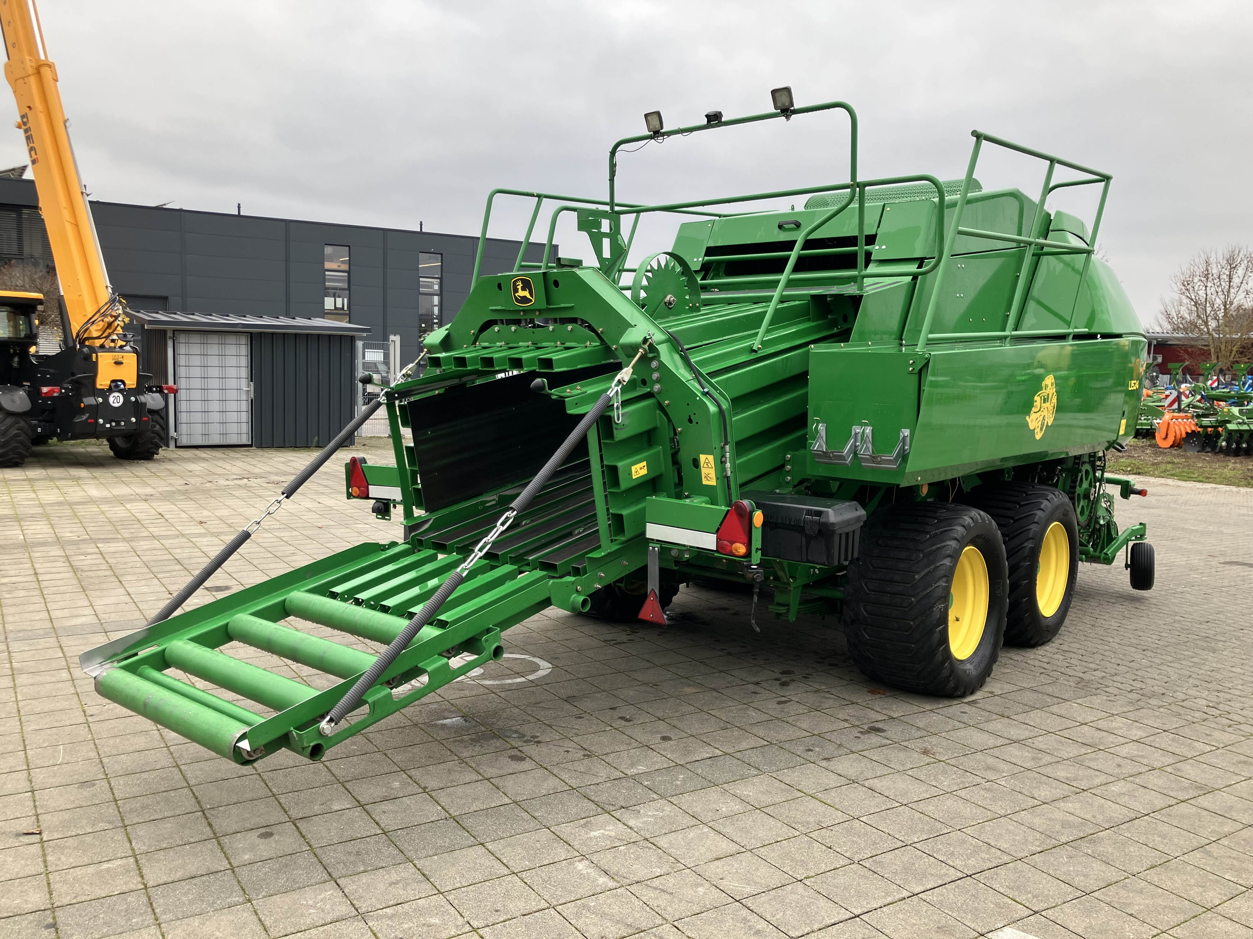L1524