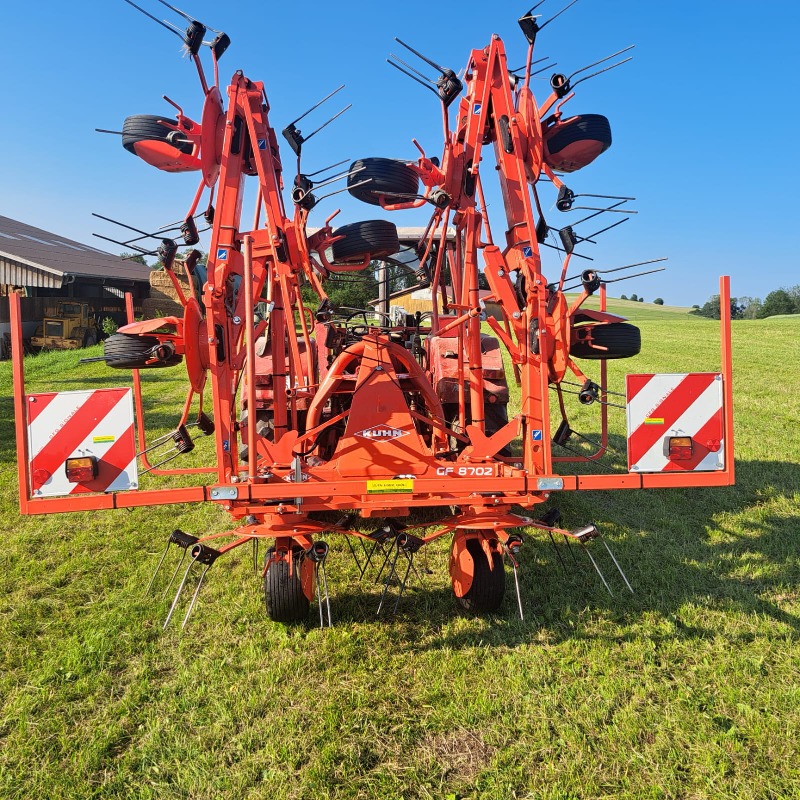 GF 8702
